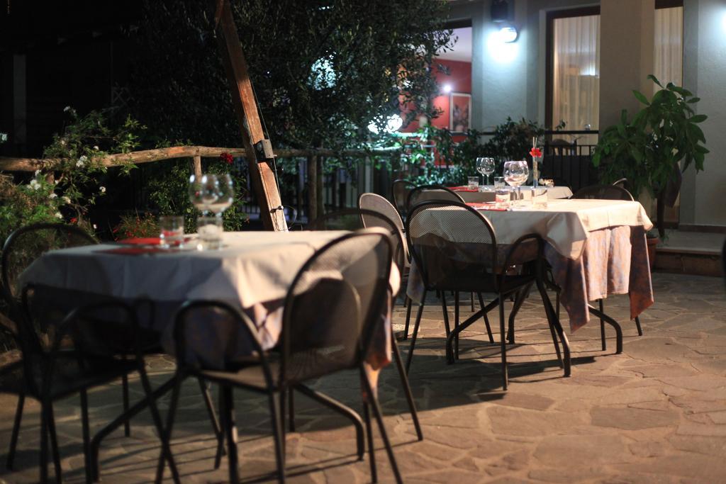 Tenuta Terre Di Bosco Oasi Di Relax Nel Cilento San Giovanni a Piro Extérieur photo