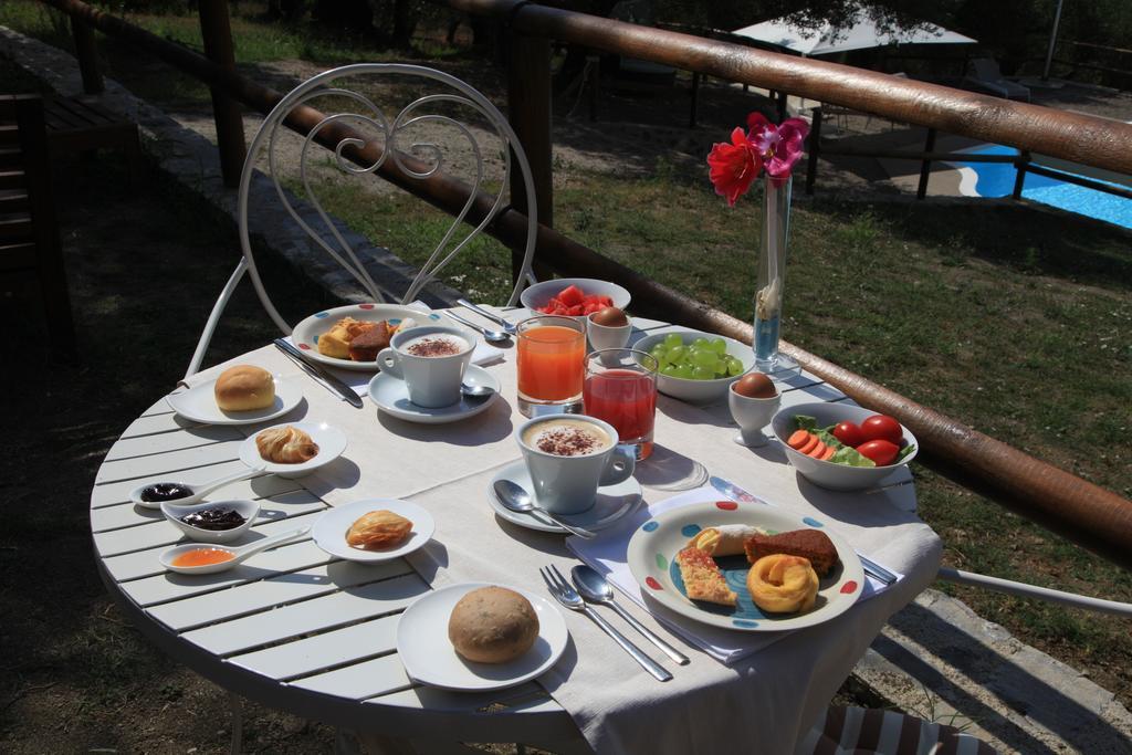 Tenuta Terre Di Bosco Oasi Di Relax Nel Cilento San Giovanni a Piro Extérieur photo
