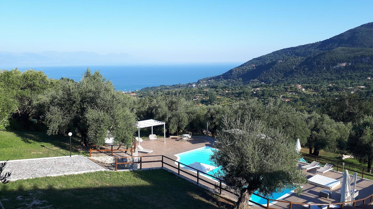 Tenuta Terre Di Bosco Oasi Di Relax Nel Cilento San Giovanni a Piro Extérieur photo